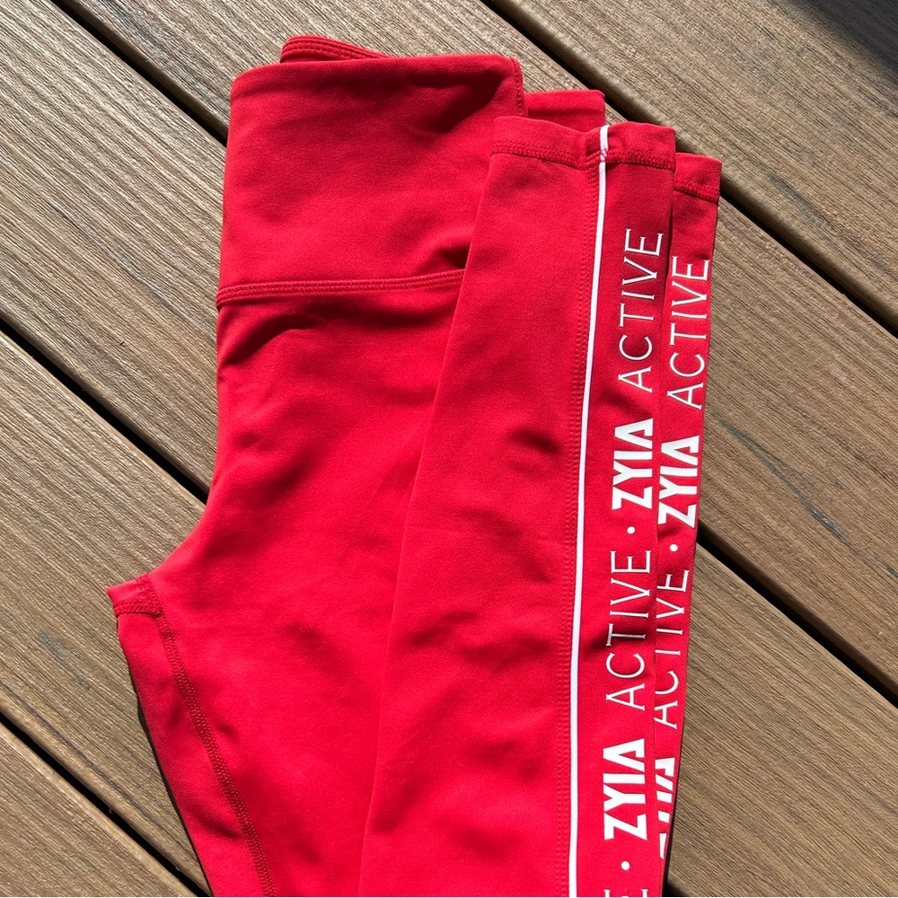 Zyia red leggings